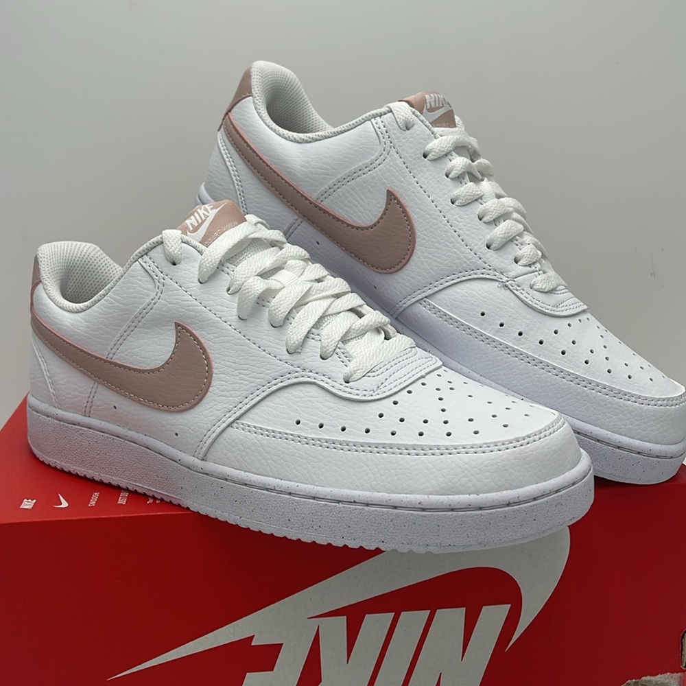 Nike Court Vision Low Next
Nature
Women's Shoes
White/Pink Oxford
DH3158-102 - Picture 5 of 16